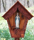 Small Alpine Wayside Shrine with Marian statue, Flurkreuz or Wegkreuz